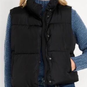 Old Navy Women's Black TALL Quilted Puffer Vest